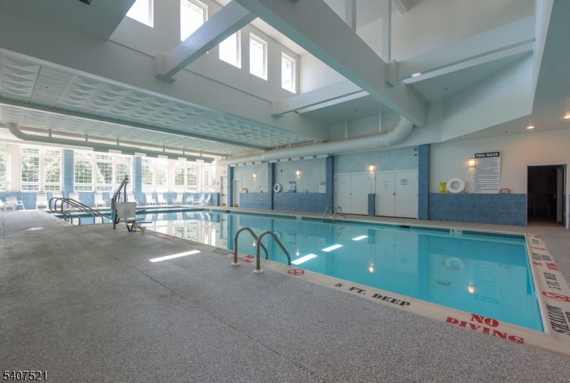 Fox Hills - Residential