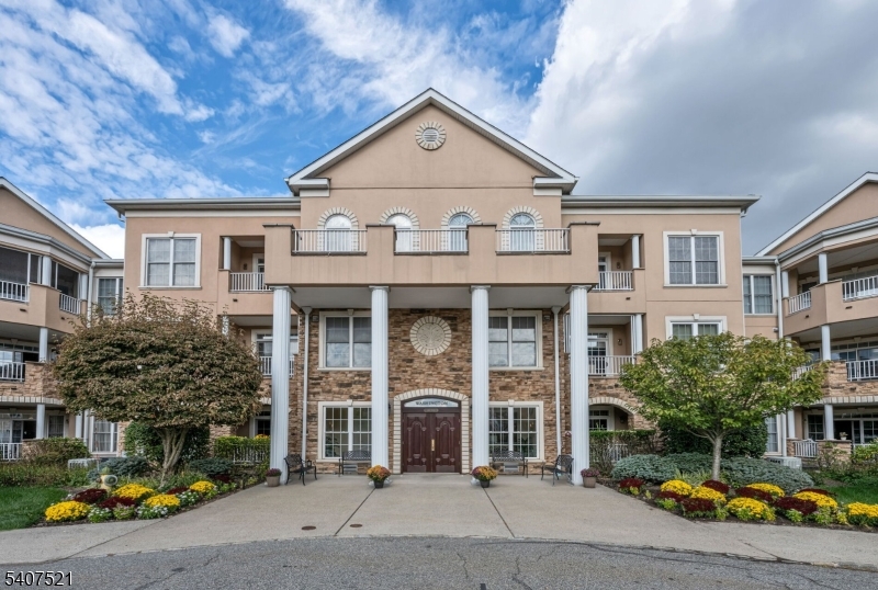 Fox Hills - Residential