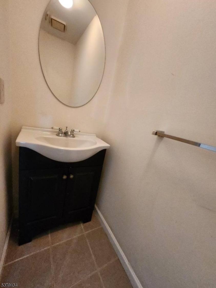 Carriage Homes Quailbrook - Residential Lease