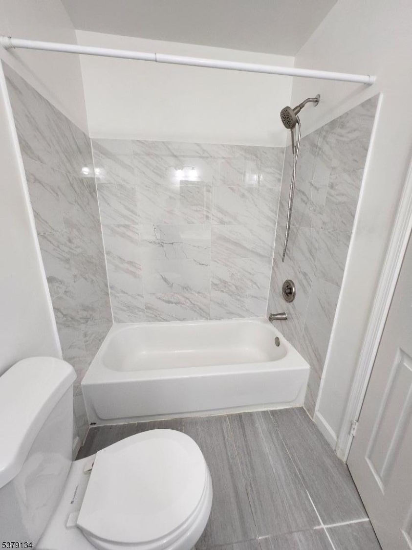 Carriage Homes Quailbrook - Residential Lease