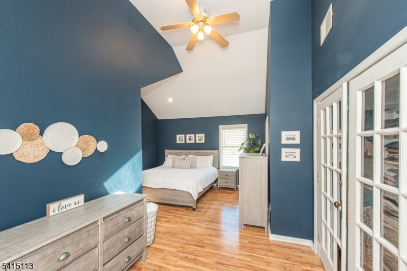 Indian Lake - Residential