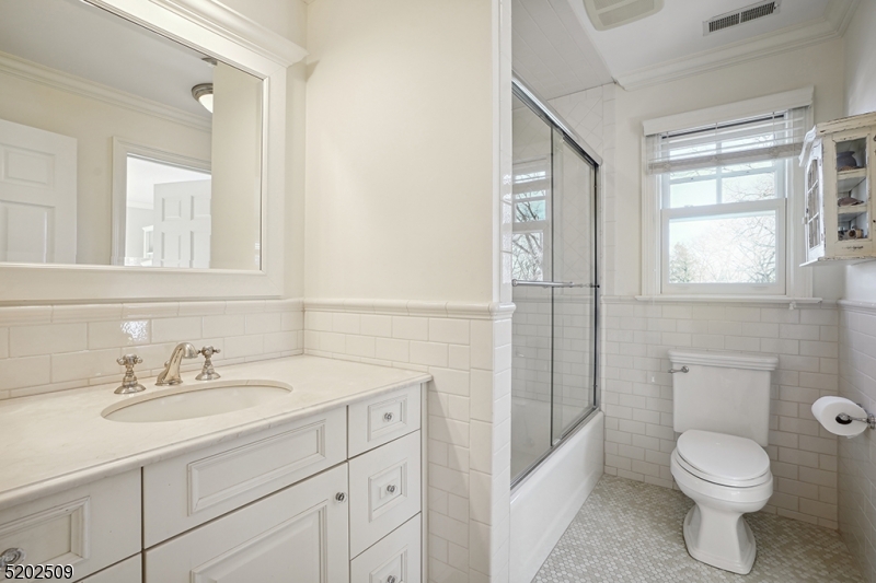 Oak Ridge - Residential