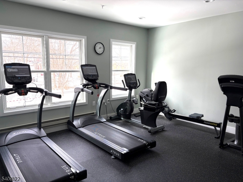 ROYAL QUARTERS - Residential Lease