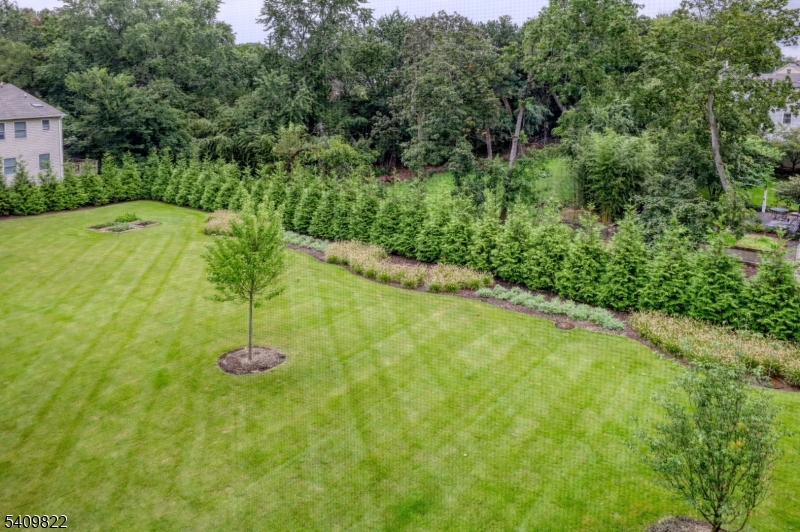 ROYAL QUARTERS - Residential Lease