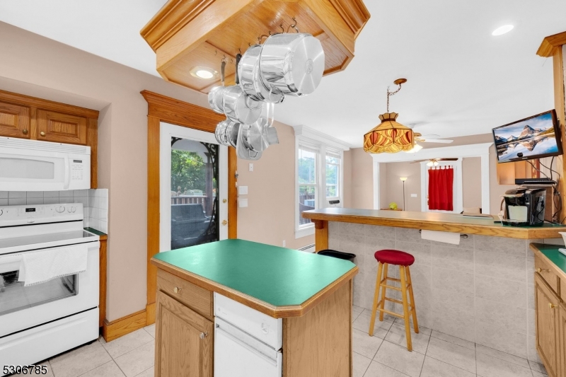 In Town - Residential Income