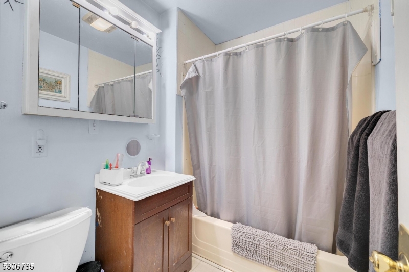 In Town - Residential Income