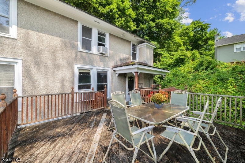 In Town - Residential Income