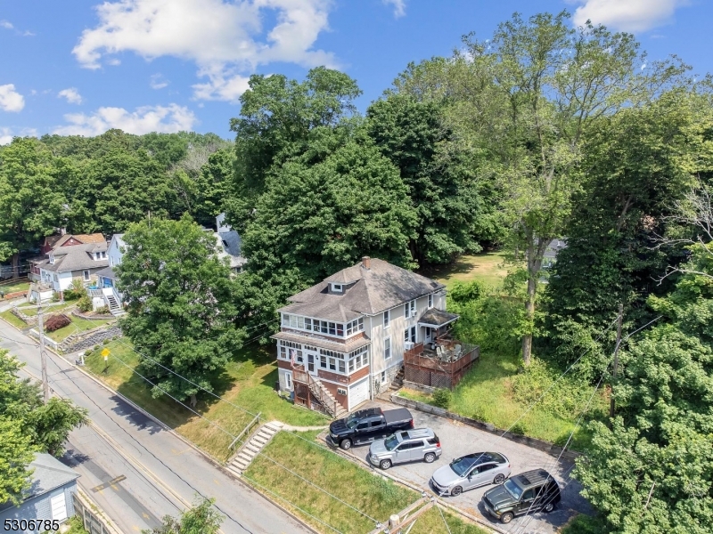 In Town - Residential Income