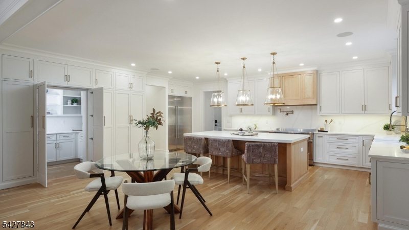 Rolling Hills - Residential