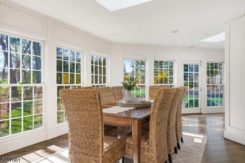 OLD SHORT HILLS - Residential