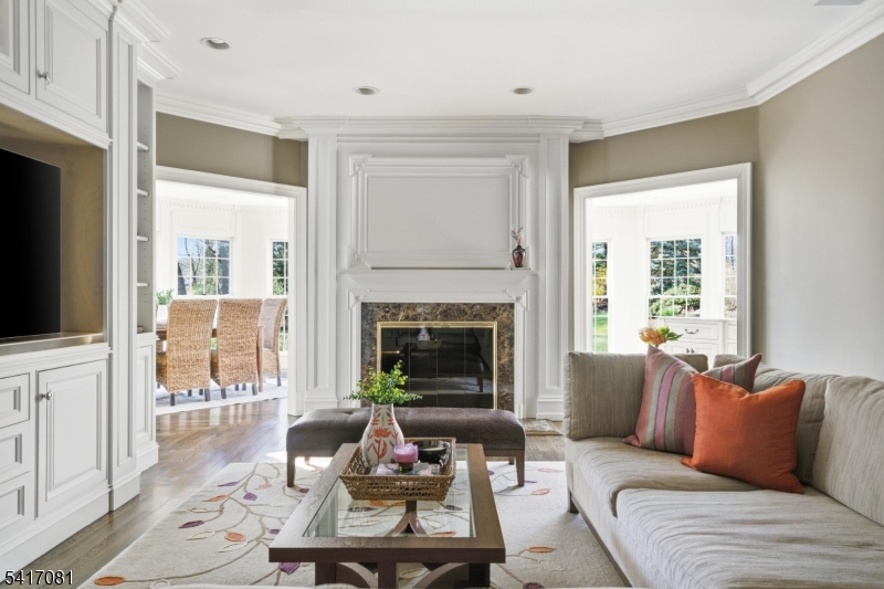 OLD SHORT HILLS - Residential