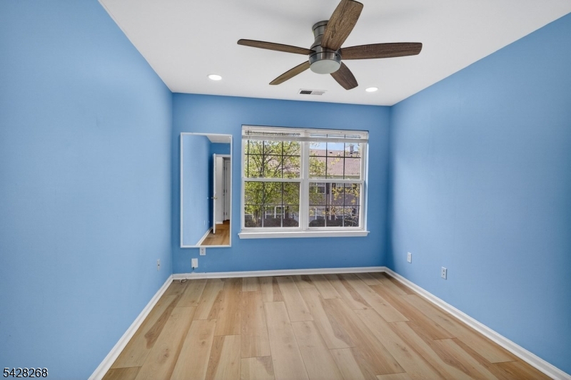 Stratton Meadows - Residential Lease