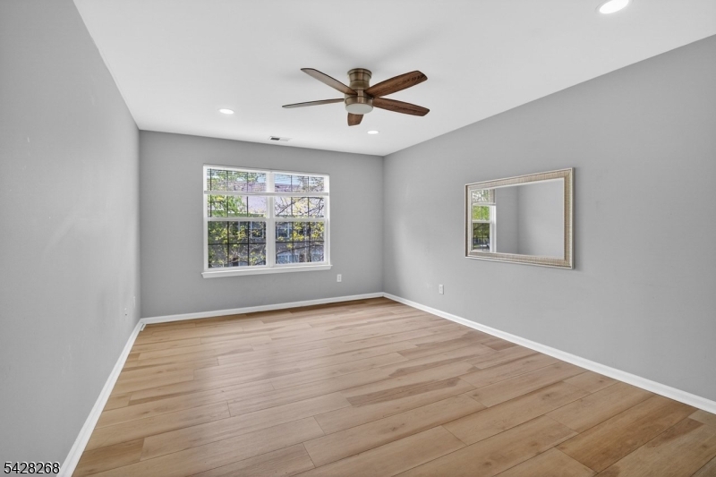 Stratton Meadows - Residential Lease