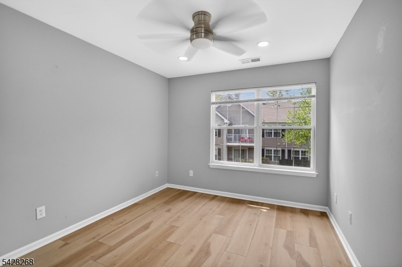 Stratton Meadows - Residential Lease
