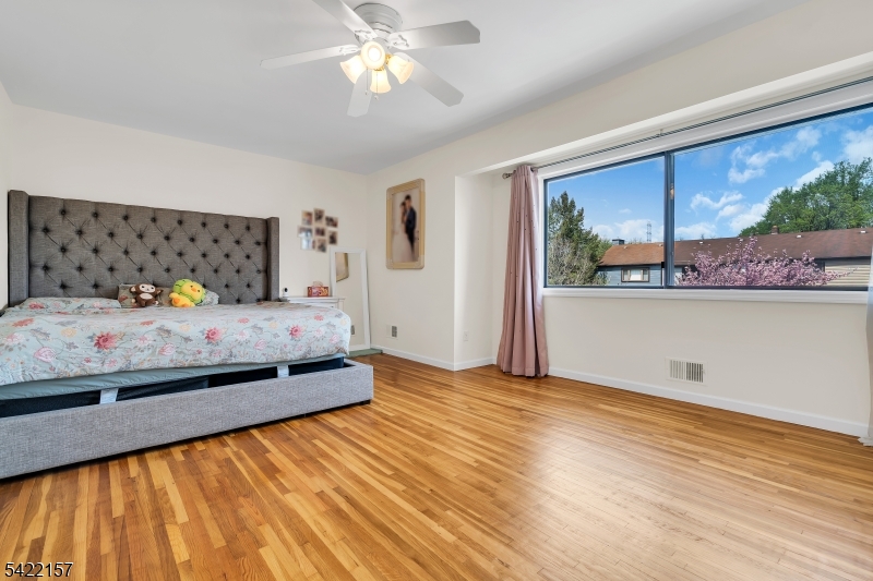 BROOKSIDE SQUARE - Residential