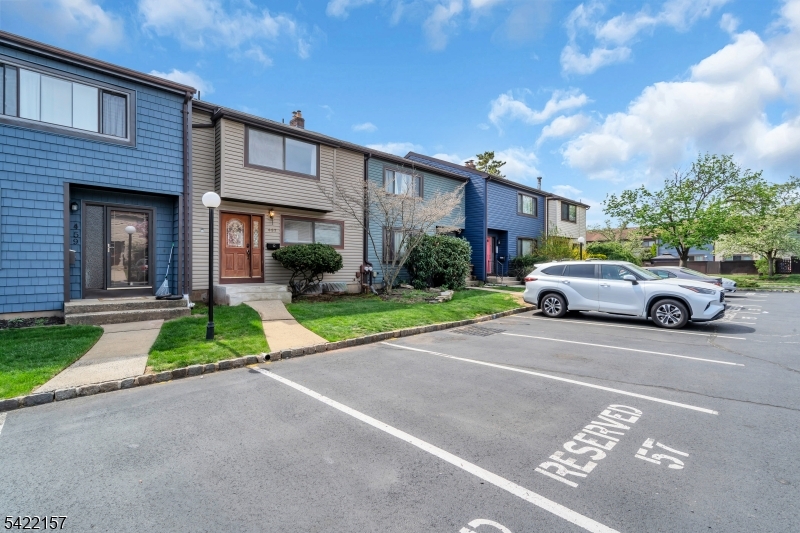 BROOKSIDE SQUARE - Residential