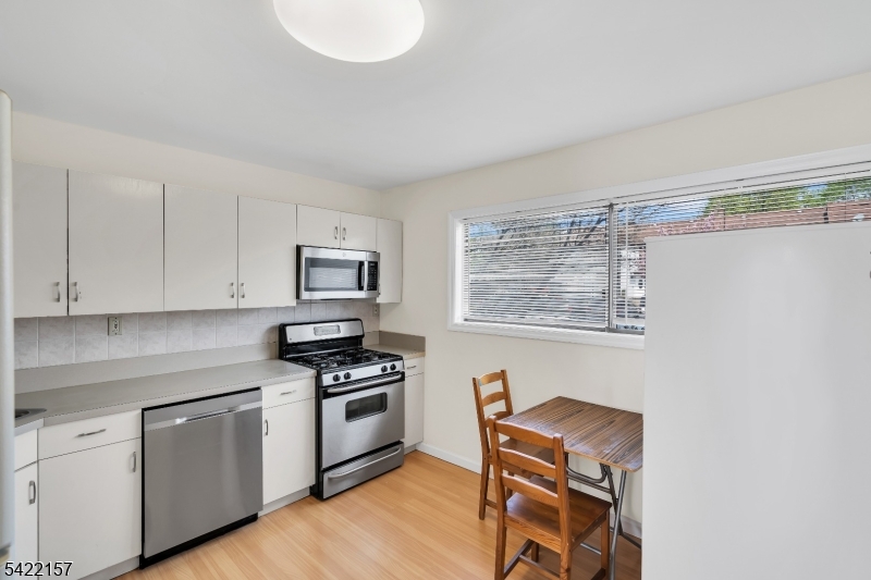 BROOKSIDE SQUARE - Residential