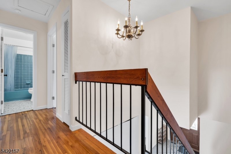 BROOKSIDE SQUARE - Residential