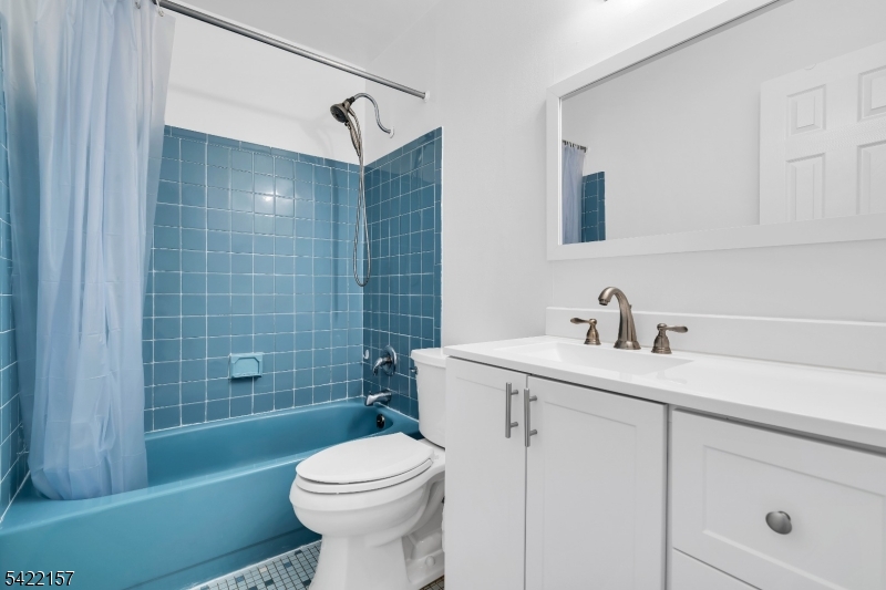 BROOKSIDE SQUARE - Residential