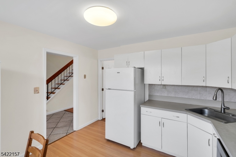 BROOKSIDE SQUARE - Residential