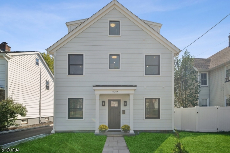 DownTown Millburn - Residential