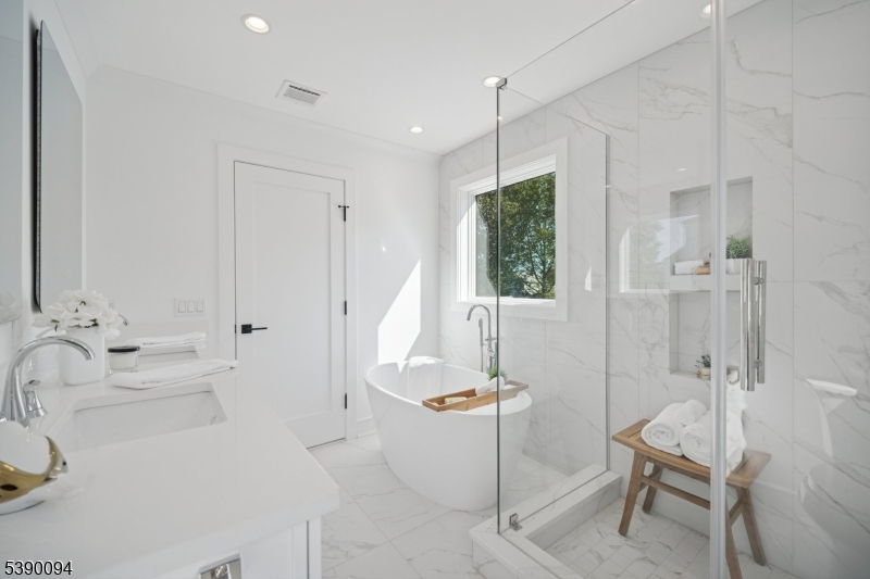 DownTown Millburn - Residential