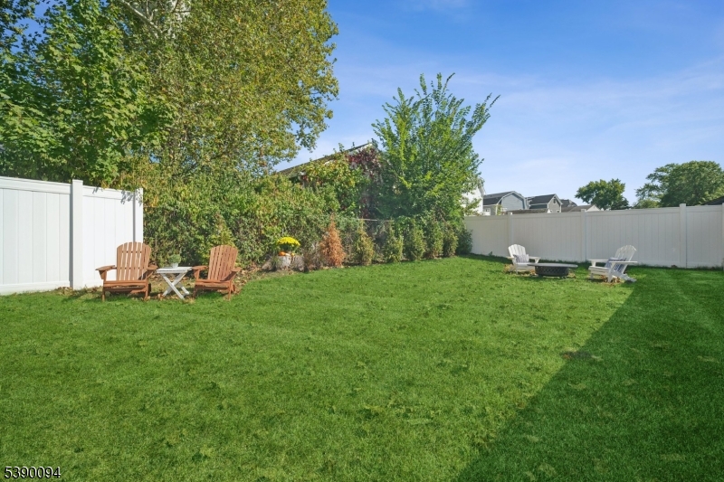 DownTown Millburn - Residential