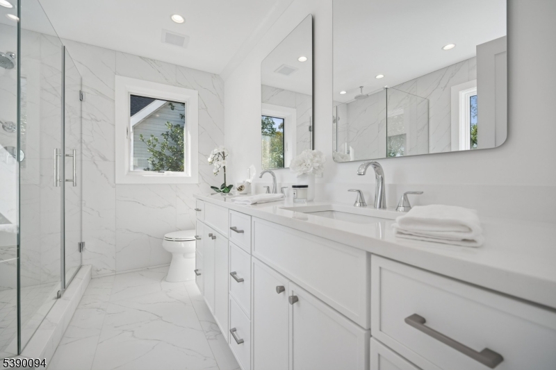 DownTown Millburn - Residential