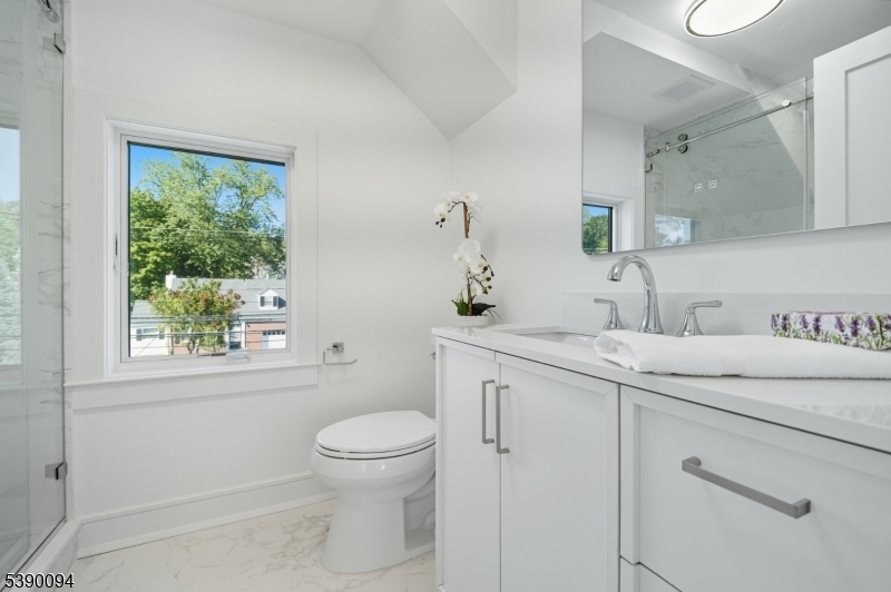 DownTown Millburn - Residential