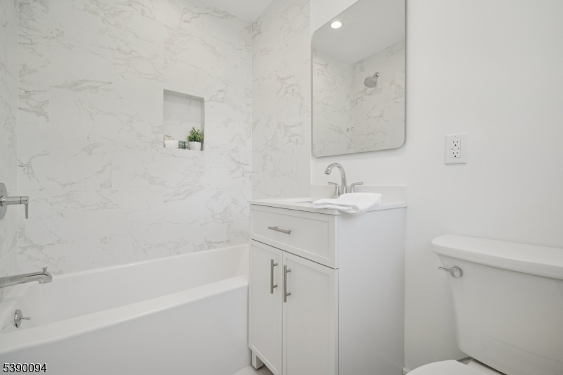 DownTown Millburn - Residential