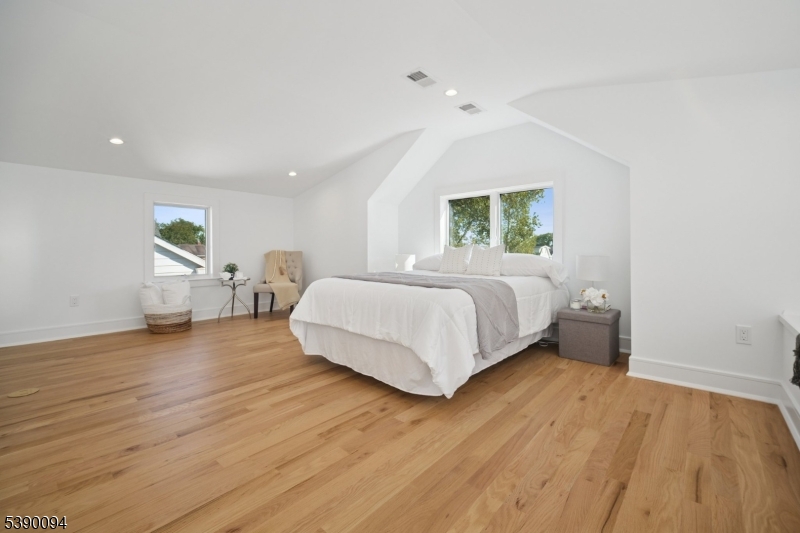 DownTown Millburn - Residential