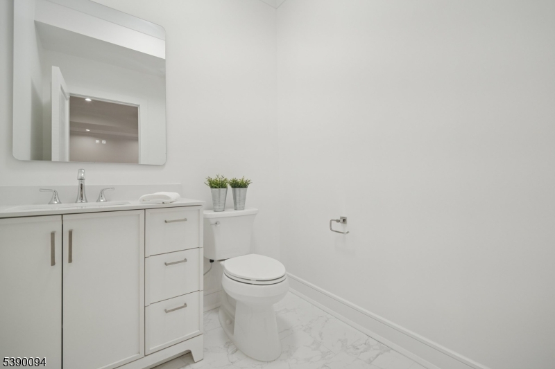 DownTown Millburn - Residential