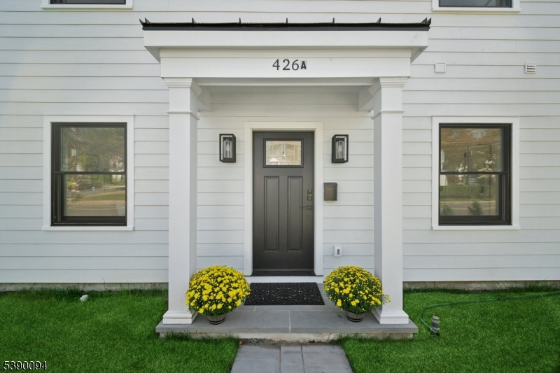 DownTown Millburn - Residential