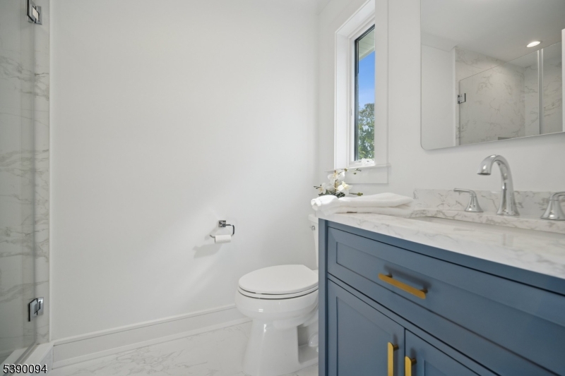 DownTown Millburn - Residential