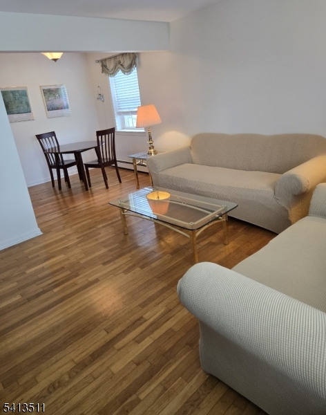 Williamsburg North - Residential Lease