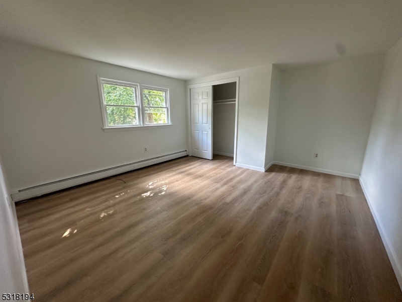 Hampton Manor - Residential Lease