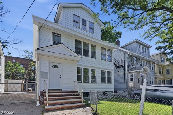 203 HANSBURY AVE, NEWARK, NJ 07112 - Image 520866d1e20fa7b010dffa06bf7d9939/1872136114