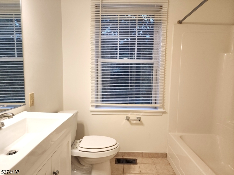 Rocky Hill Condominiums - Residential Lease