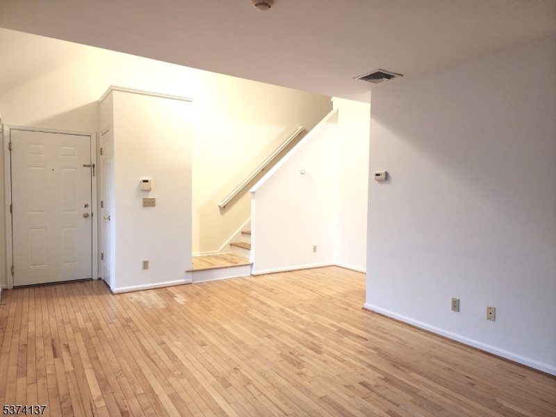 Rocky Hill Condominiums - Residential Lease