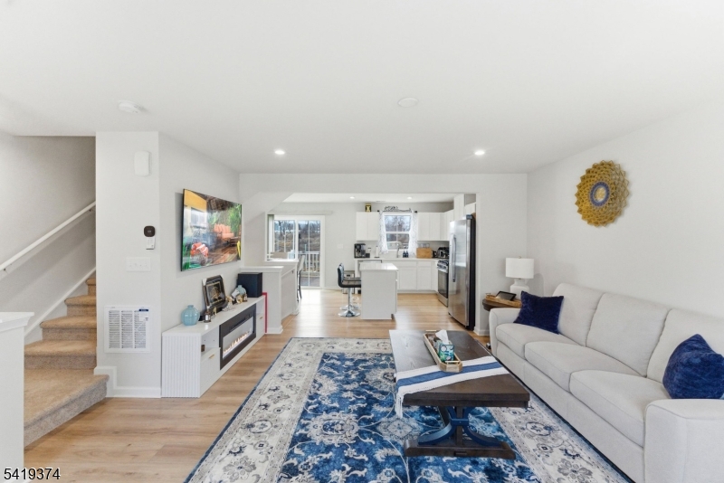 Hawk Pointe/Natures Legacy - Residential