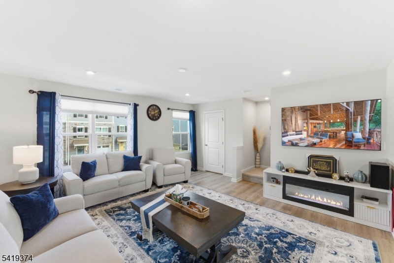 Hawk Pointe/Natures Legacy - Residential