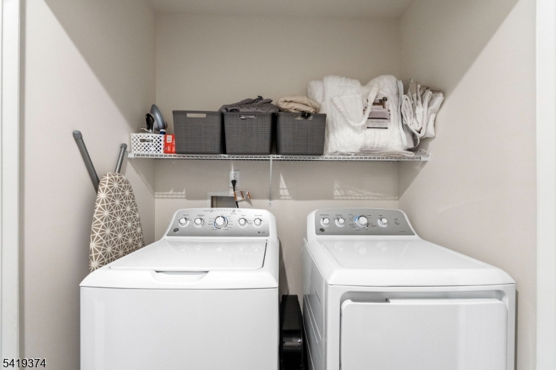 Hawk Pointe/Natures Legacy - Residential