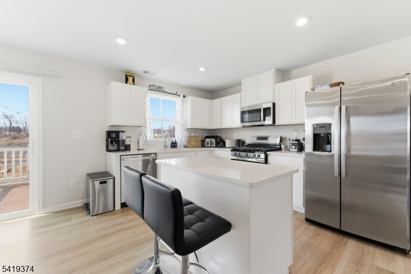 Hawk Pointe/Natures Legacy - Residential