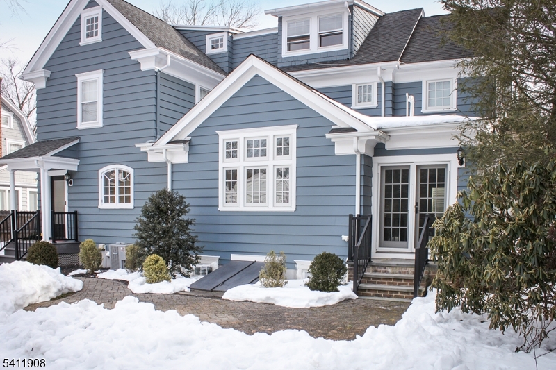 Near Town - Residential