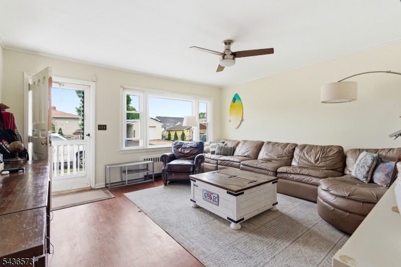 1 Pearl Pl - Photo 3