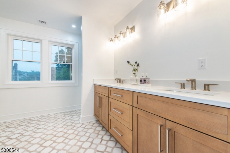 Upper Montclair - Residential