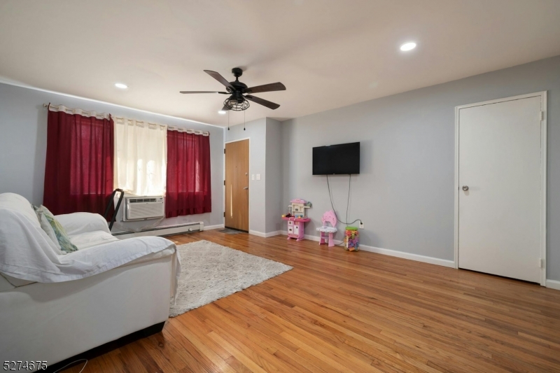 Cambridge Village - Residential Lease