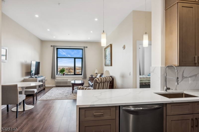 Skyview at Carriage City - Residential