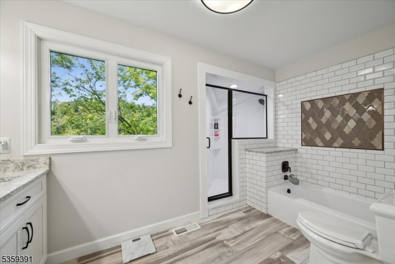 Bernardsville Boro, New Jersey 07924, United States, 3 Bedrooms Bedrooms, ,3 BathroomsBathrooms,Residential,Active,138397