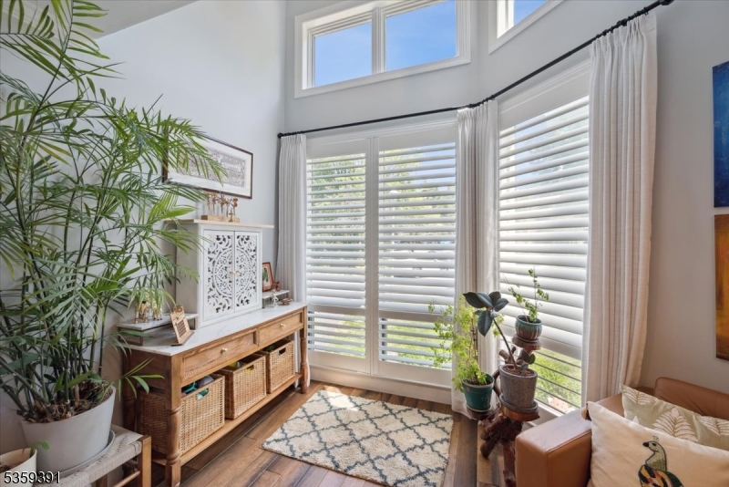 Bernardsville Boro, New Jersey 07924, United States, 3 Bedrooms Bedrooms, ,3 BathroomsBathrooms,Residential,Active,138397